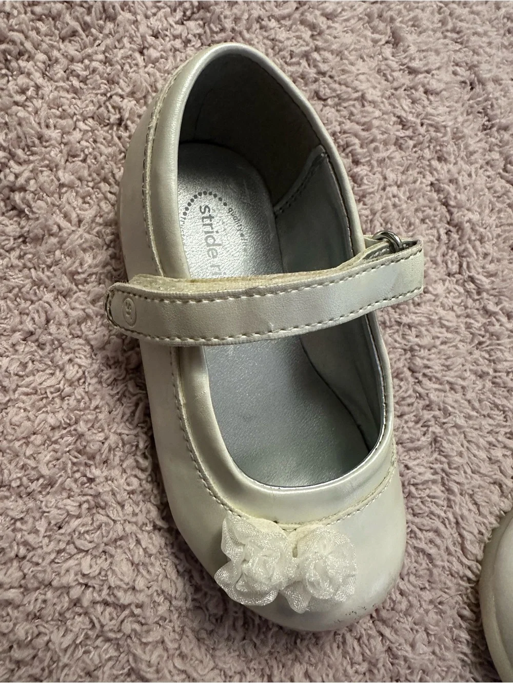 🤍 Stride Rite Ivory Floral Mary Jane Shoes Size 5 🌸